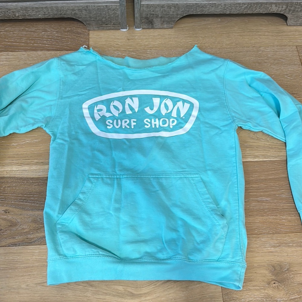 crewneck